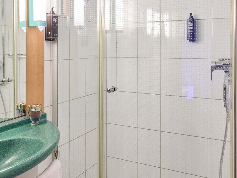 ibis Baar Zug image