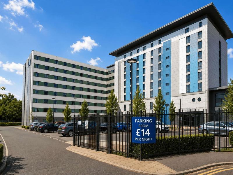 ibis budget Manchester Salford Quays image