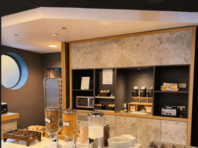 ibis budget Manchester Salford Quays image