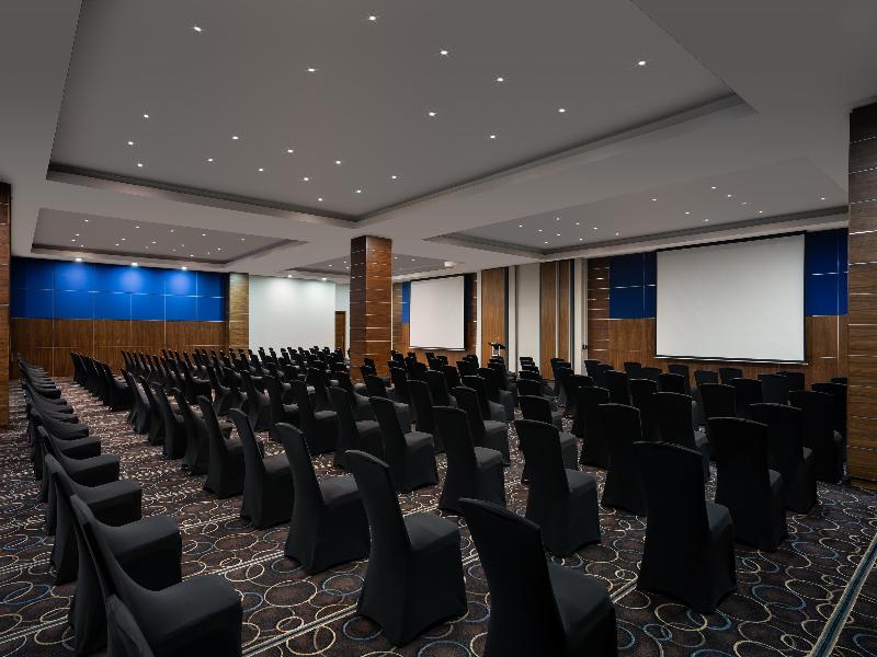 Premier Hotel Midrand image