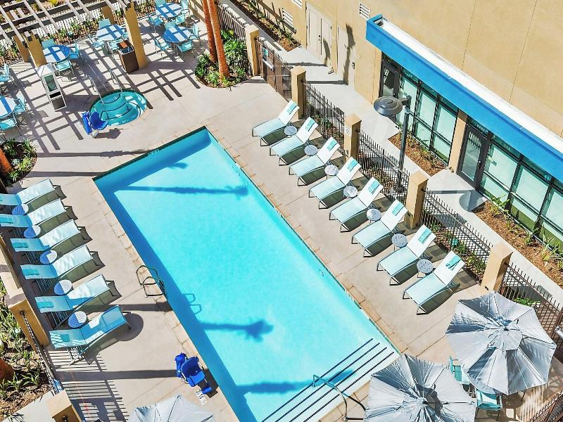 SpringHill Suites Anaheim Maingate image