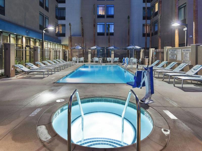 SpringHill Suites Anaheim Maingate image