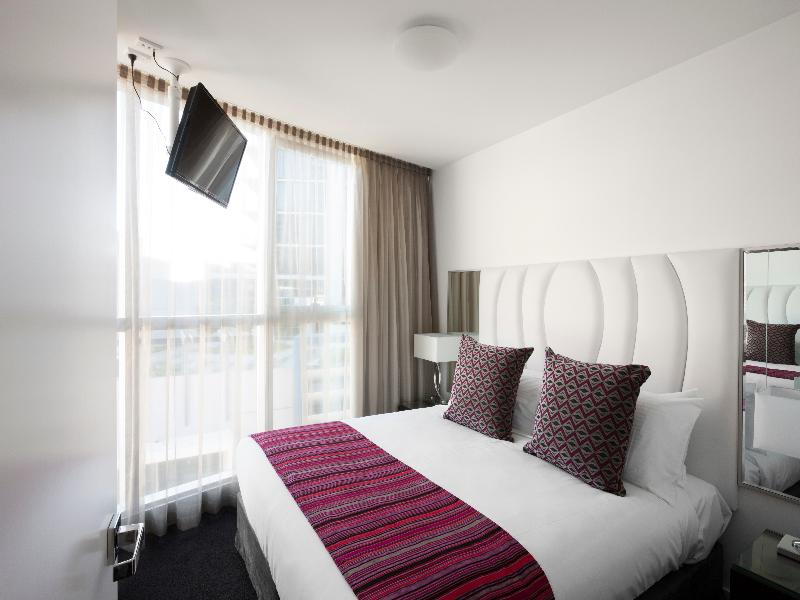 The Sebel Residences Melbourne Docklands image