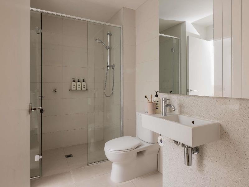 The Sebel Residences Melbourne Docklands image