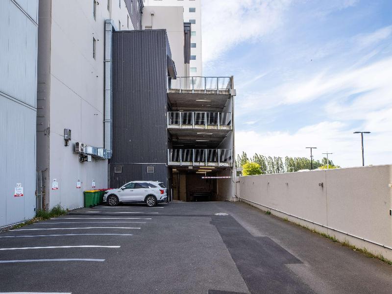 Hotel 115 image