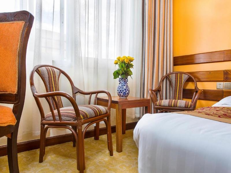 East Land Hotel image