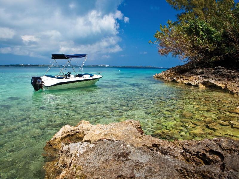 Rosewood Tucker's Point image