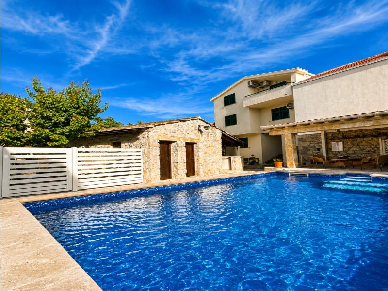 Villa Fortuna image