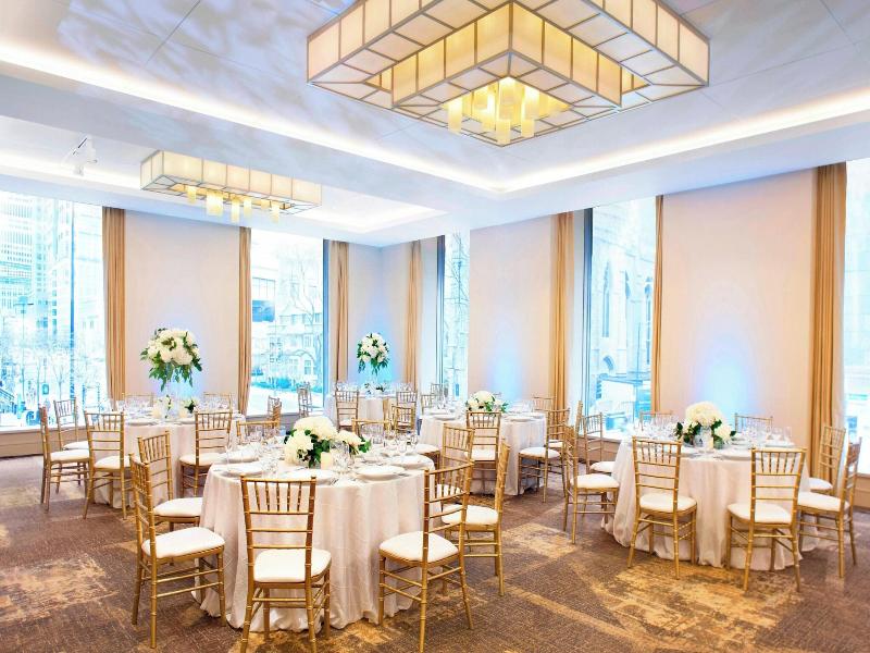Westin Michigan Avenue image