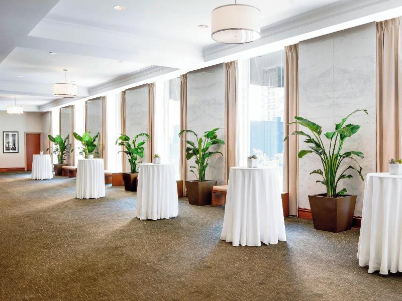 Westin Michigan Avenue image