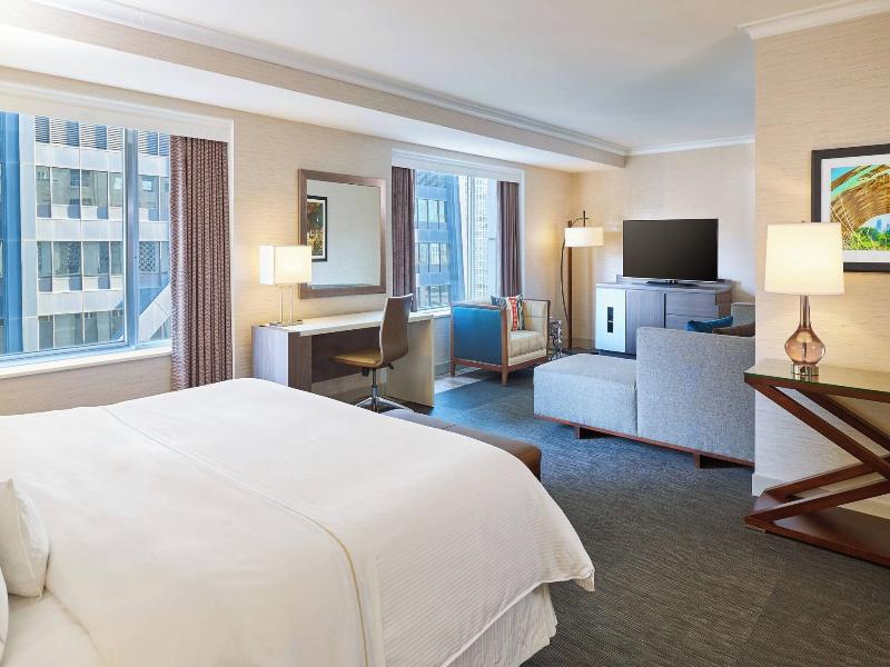 Westin Michigan Avenue image