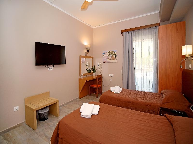 Kyparissia Beach image