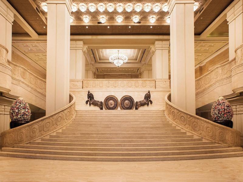 Itc Grand Chola, A Luxury Collection Hotel image