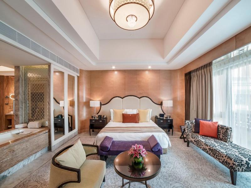 Itc Grand Chola, A Luxury Collection Hotel image