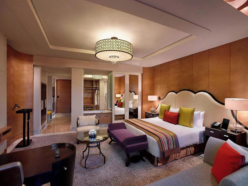 Itc Grand Chola, A Luxury Collection Hotel image