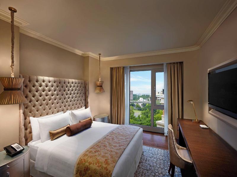 Itc Grand Chola, A Luxury Collection Hotel image