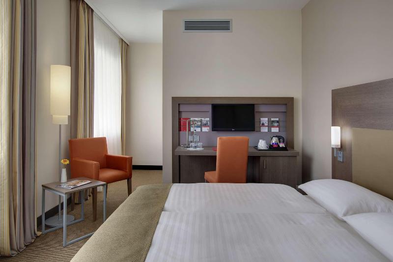 IntercityHotel Leipzig image