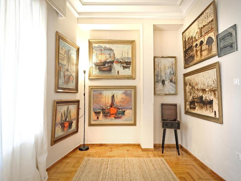 Art Gallery image