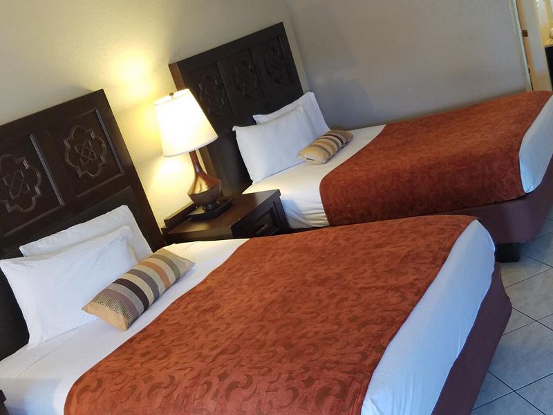 Sevilla Inn 5