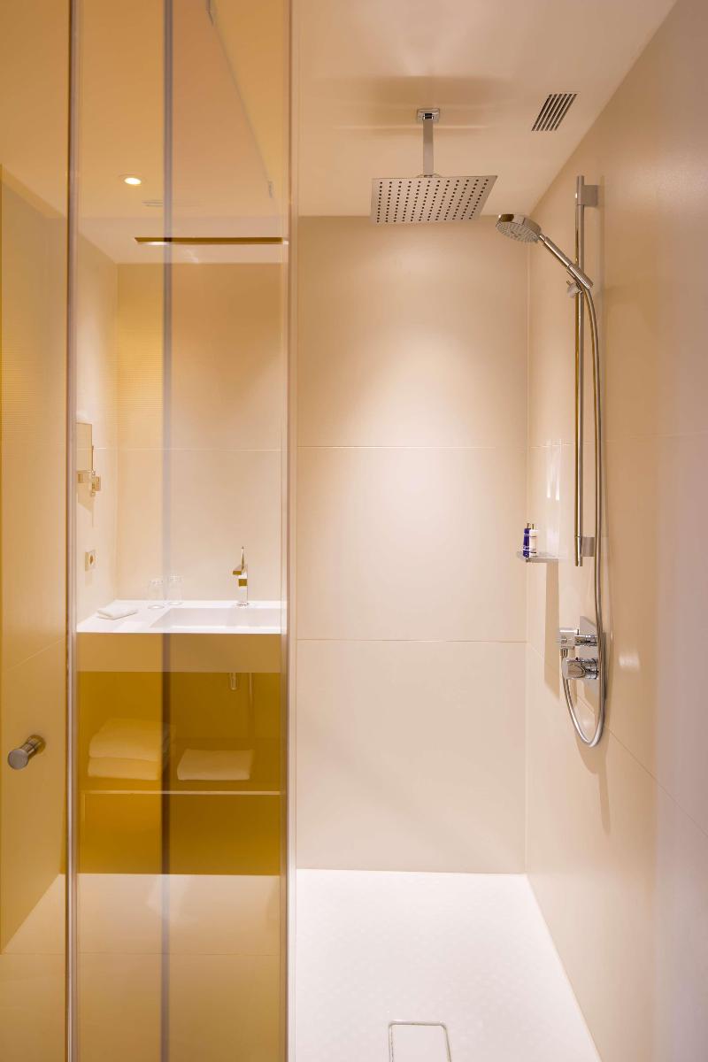art'otel amsterdam, Powered by Radisson Hotels image