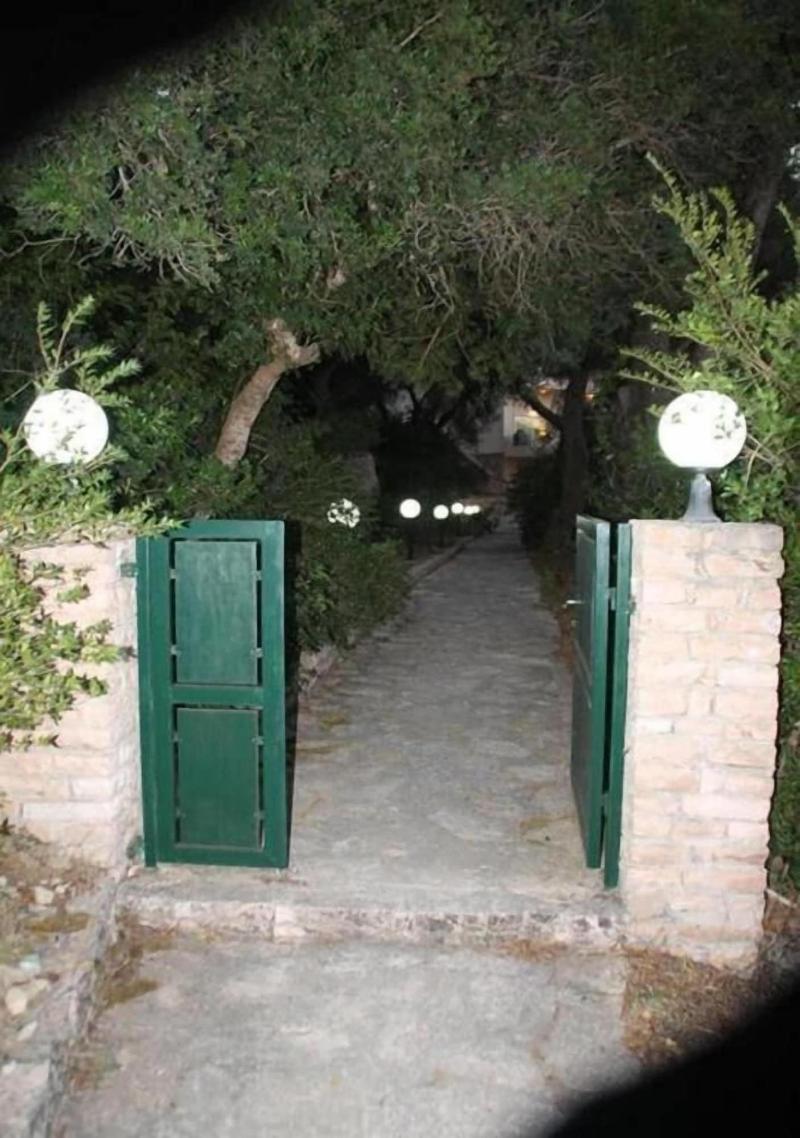Amfitriti image