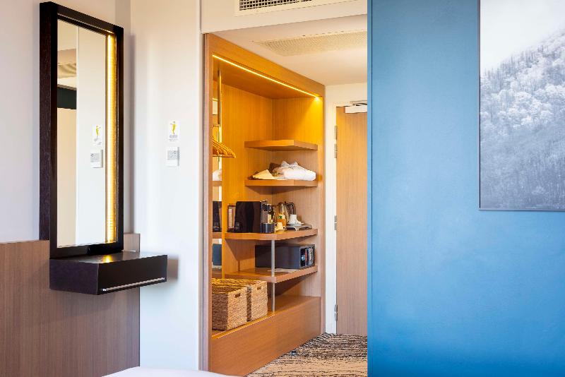 DoubleTree by Hilton Lyon Eurexpo image