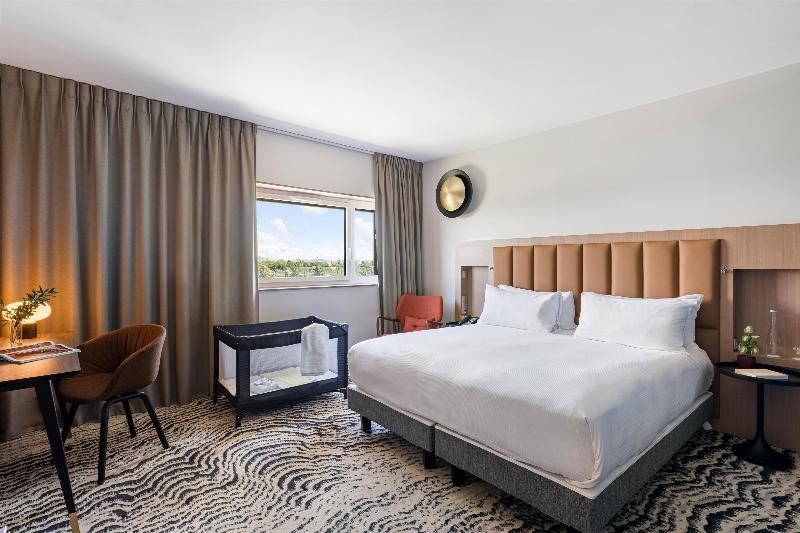 DoubleTree by Hilton Lyon Eurexpo image