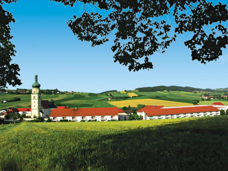 Donna Klosterhof image