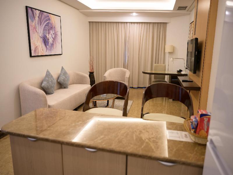 Best Western Plus Mahboula image