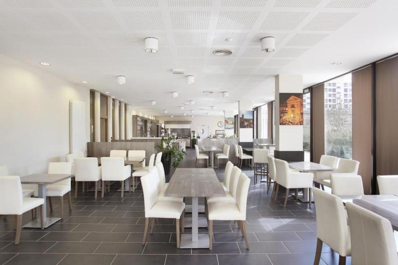 Appart Hotel Odalys Lyon Confluence In Lyon City Centre Lyon - 