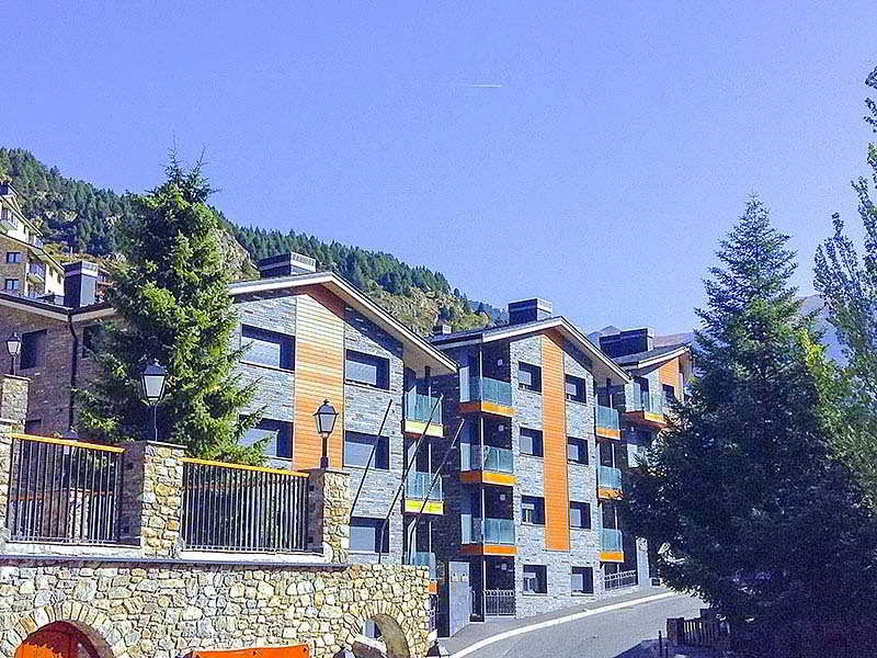 Tarter Mountain Suites