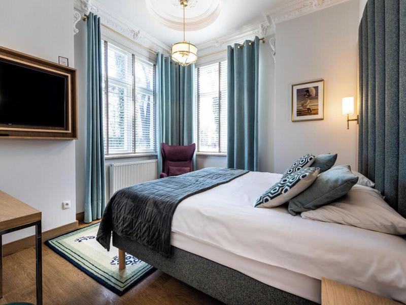 Villa Antonina image