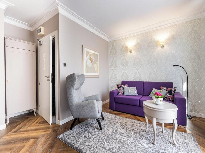 Villa Antonina image