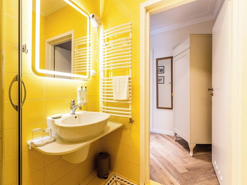 Villa Antonina image