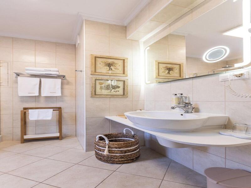 Villa Antonina image
