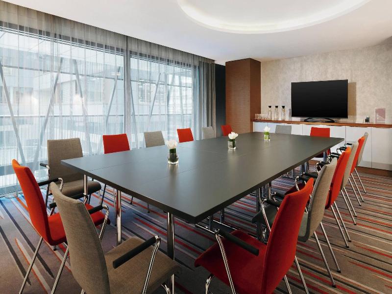 Sheraton Zurich Hotel image