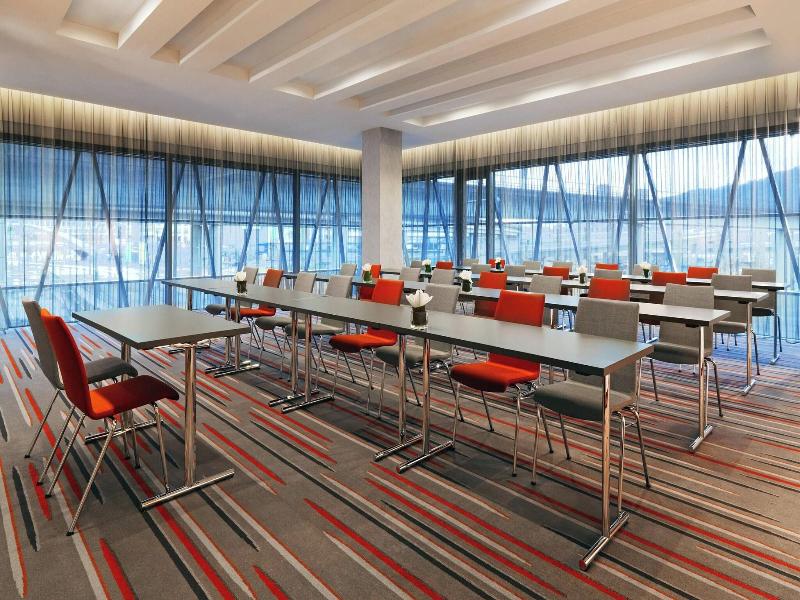 Sheraton Zurich Hotel image