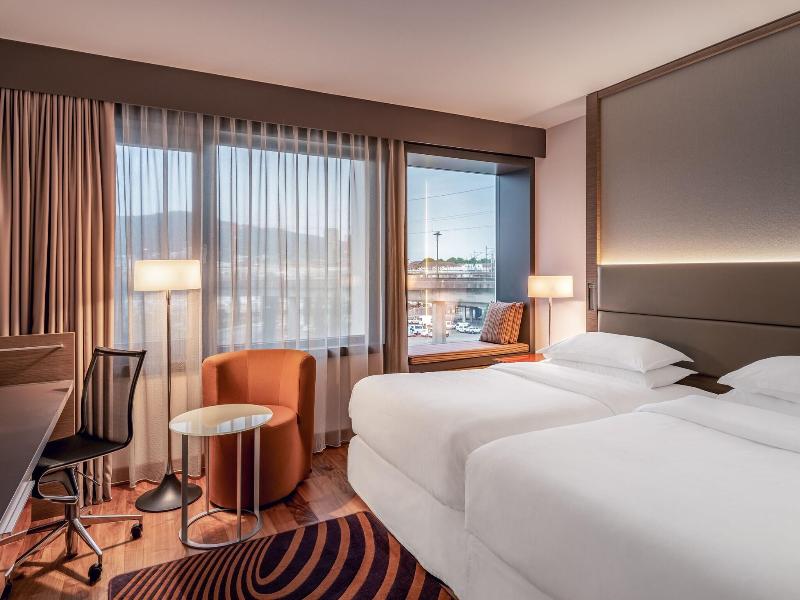 Sheraton Zurich Hotel image
