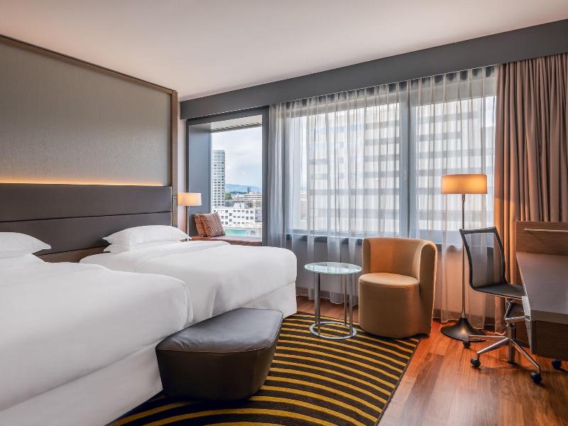 Sheraton Zurich Hotel image