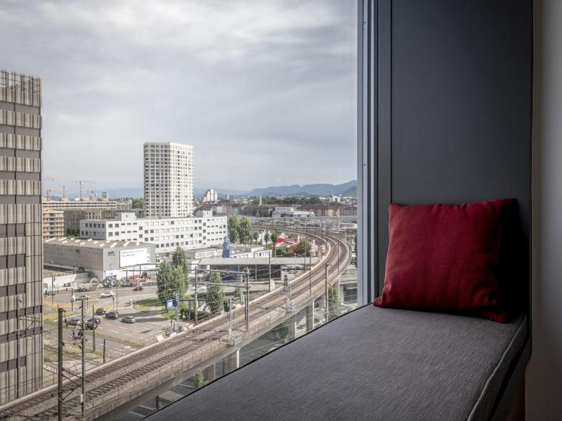 Sheraton Zurich Hotel image