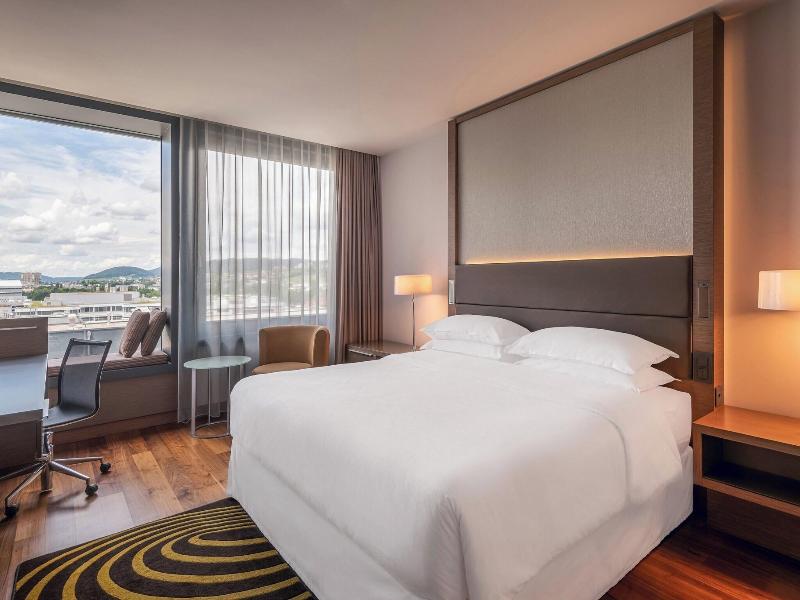 Sheraton Zurich Hotel image