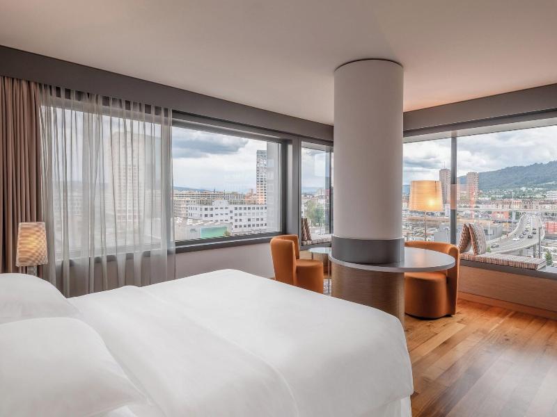 Sheraton Zurich Hotel image