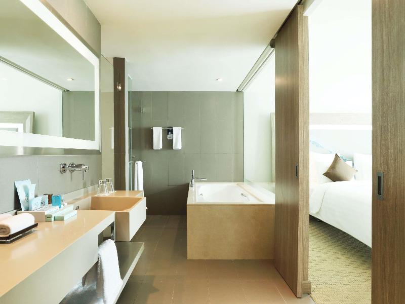 Novotel Tangerang image