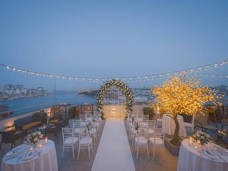 The Waterfront Hotel image