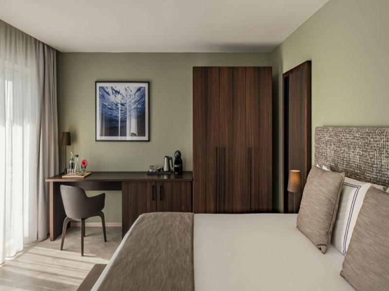 The Waterfront Hotel image