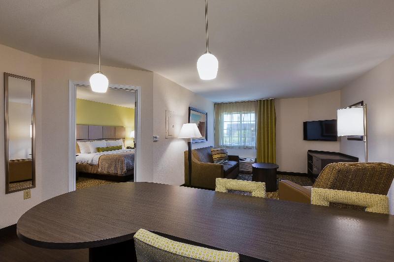 Candlewood Suites Tucson photo 10