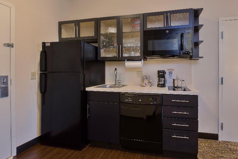 Candlewood Suites Tucson photo 13