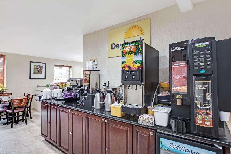 Days Inn by Wyndham Jamaica / JFK Airport