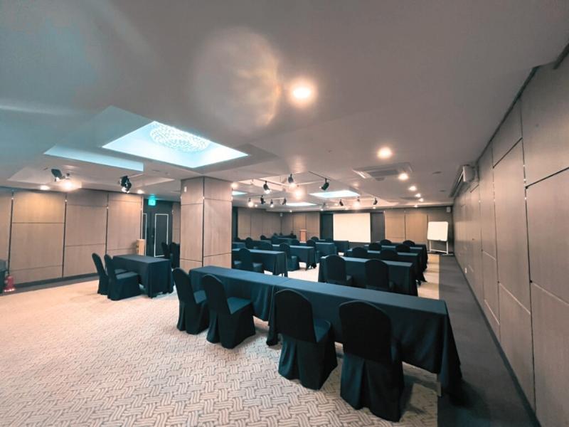 Hotel Atrium Seoul Jongno image