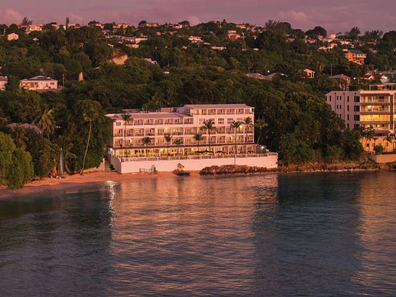 Waves Hotel & Spa image